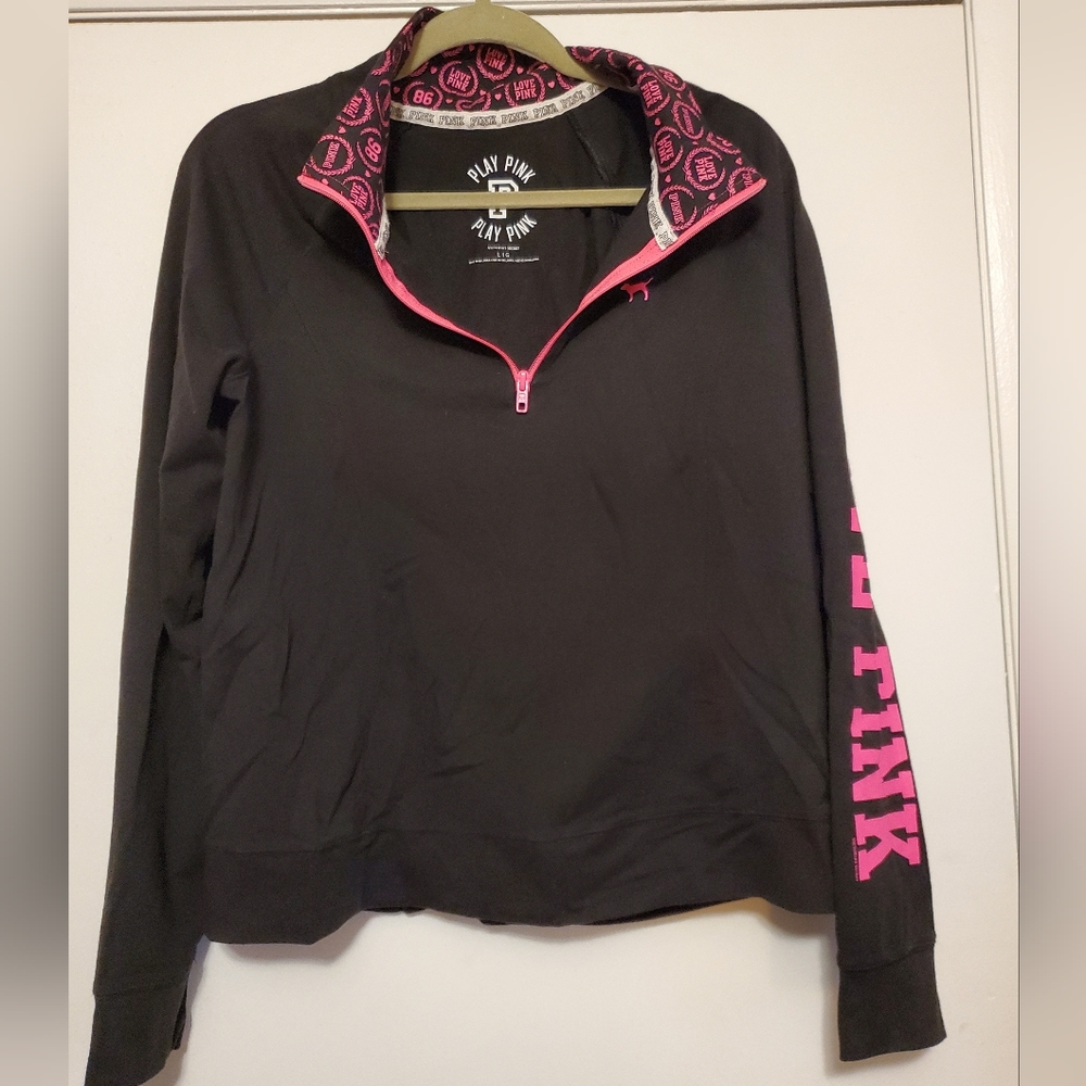 ❄️Victoria's Secret Pink Top❄️
